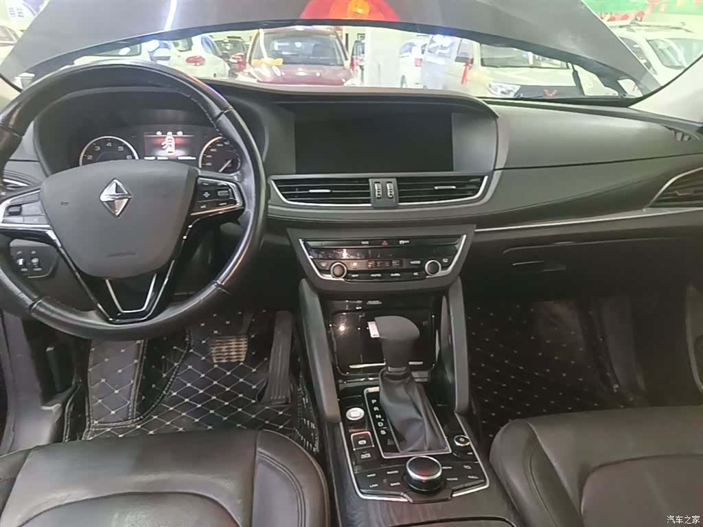Borgward BX7, 2017 13