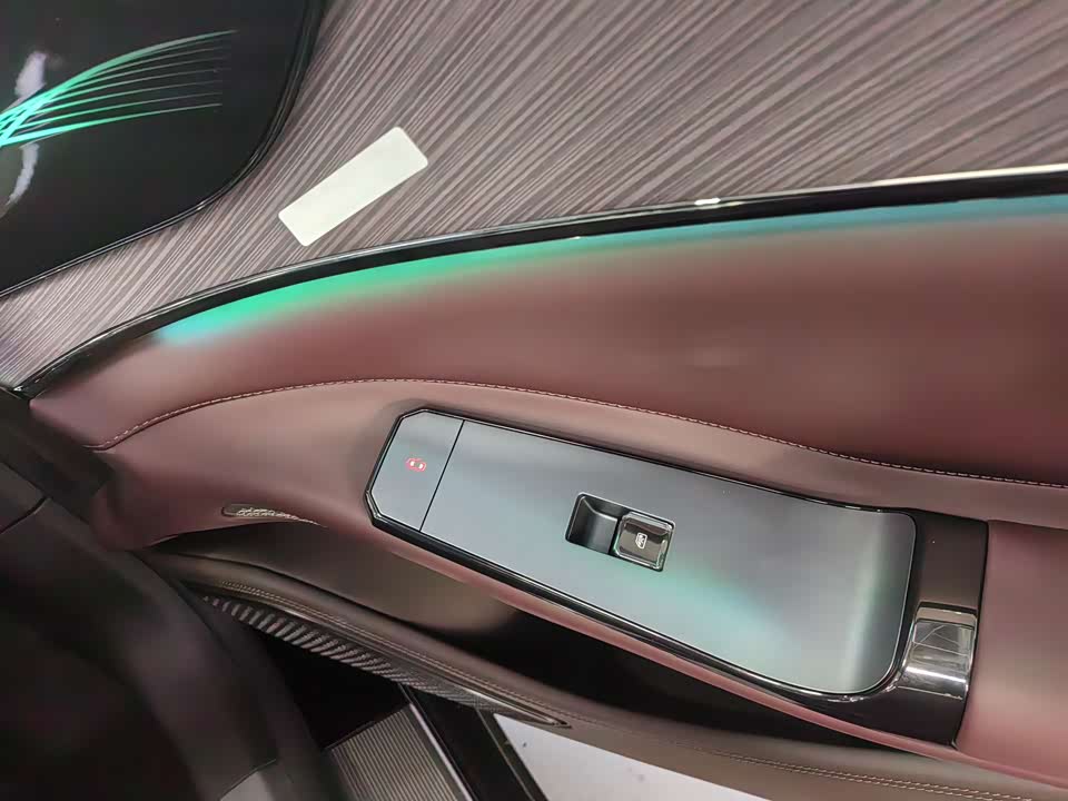 Denza Z9GT Denza Z9GT
