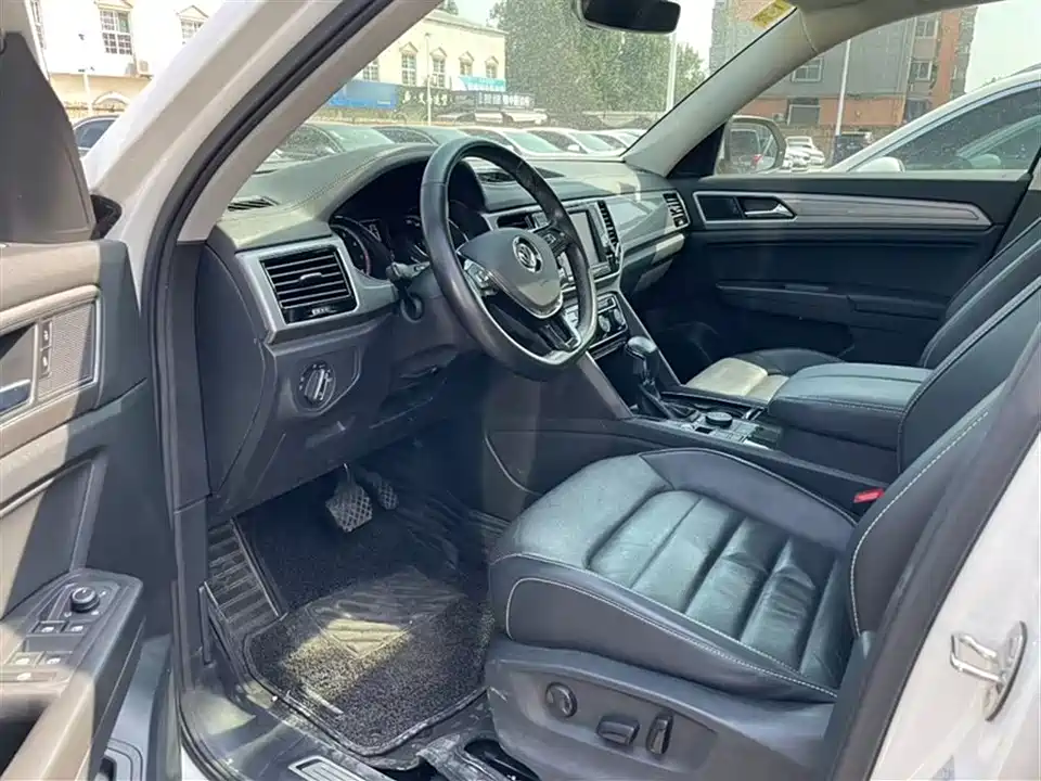 Volkswagen Tourang