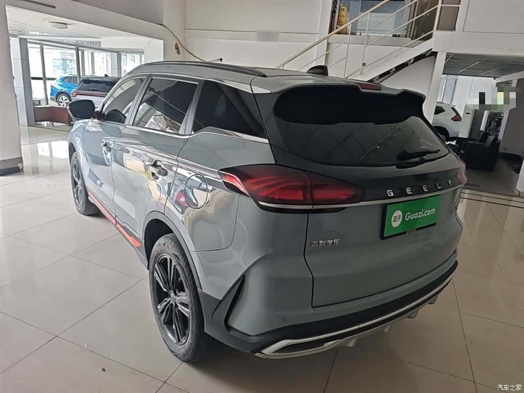 Geely Boyue, 2022 все фото