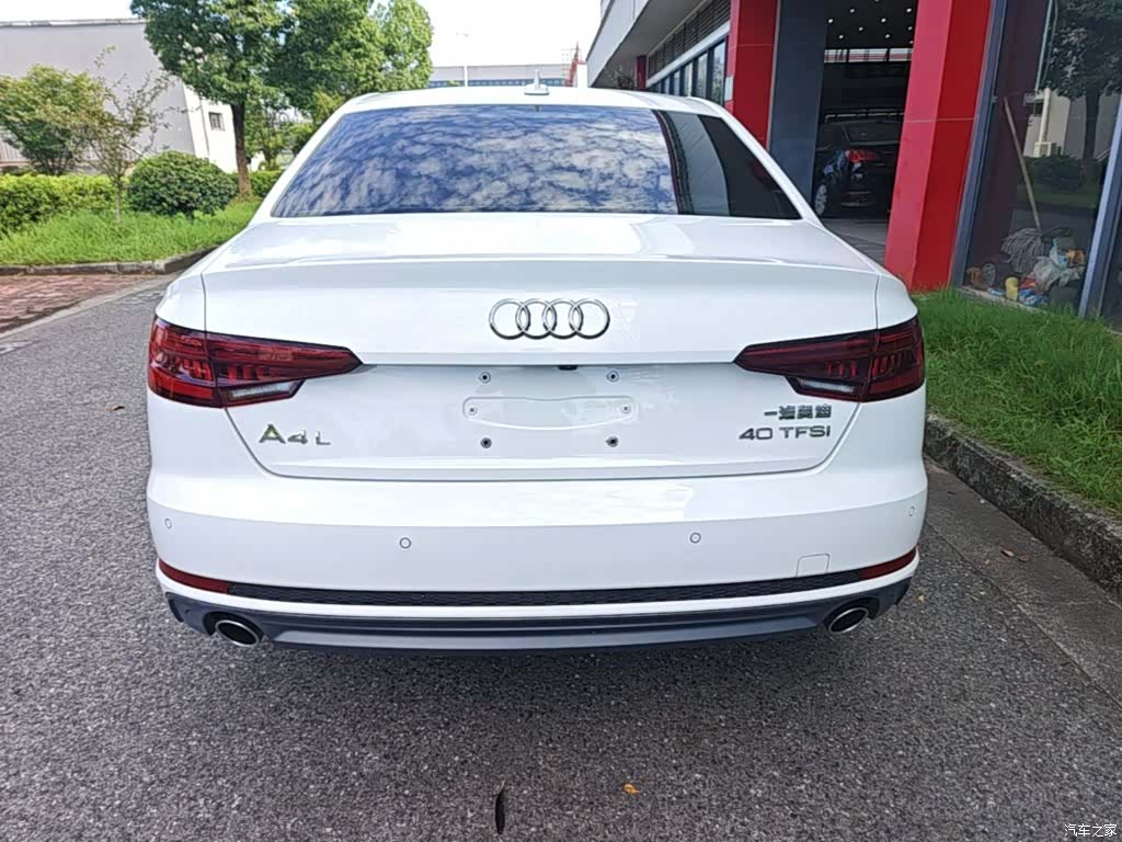 Audi A4L, 2018 4
