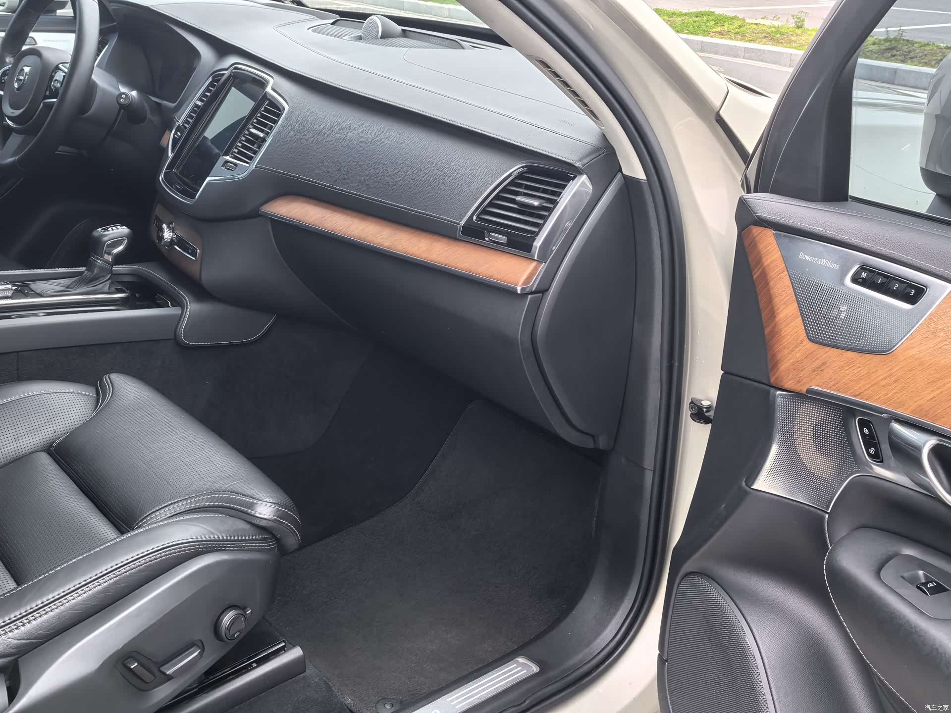 Volvo XC90, 2018 17