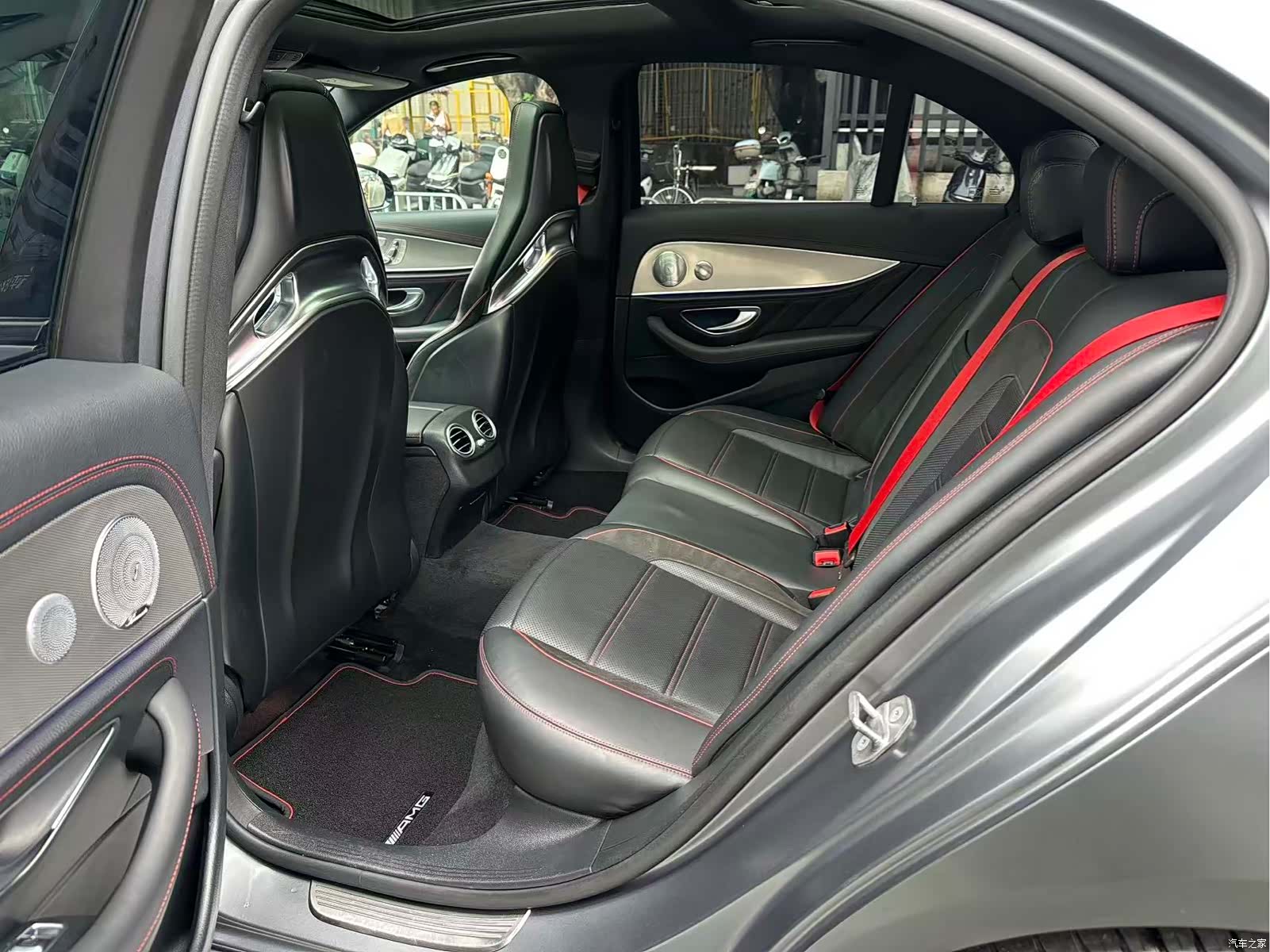 Mercedes-Benz E-Class, 2018 11