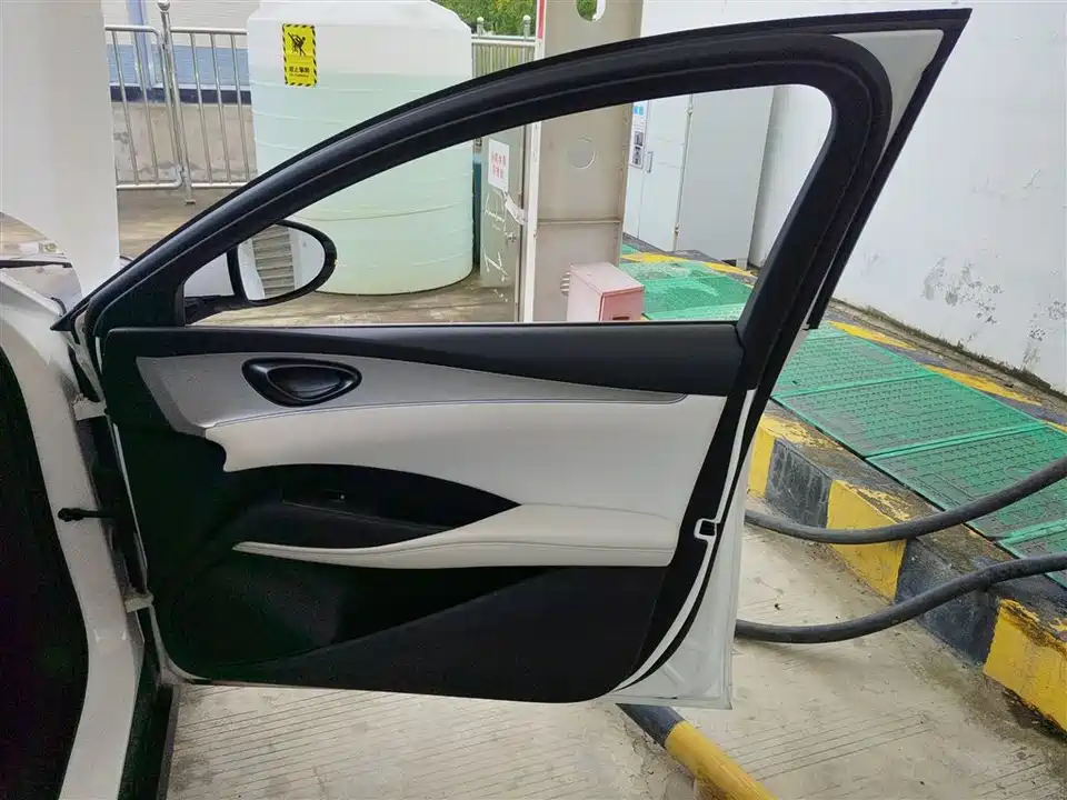 BYD Seal 06