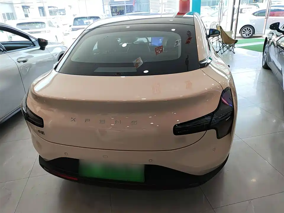 XPENG MONA M03