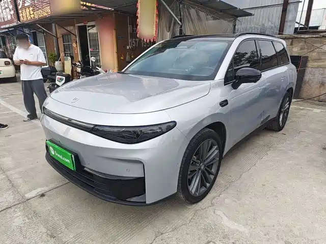 Leapmotor C16 2024 — купить из Китая под заказ