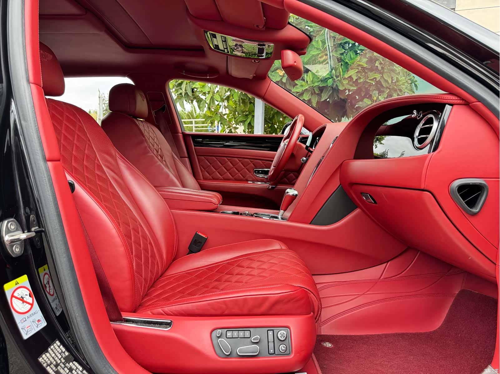 Bentley Flying Spur, 2020 10