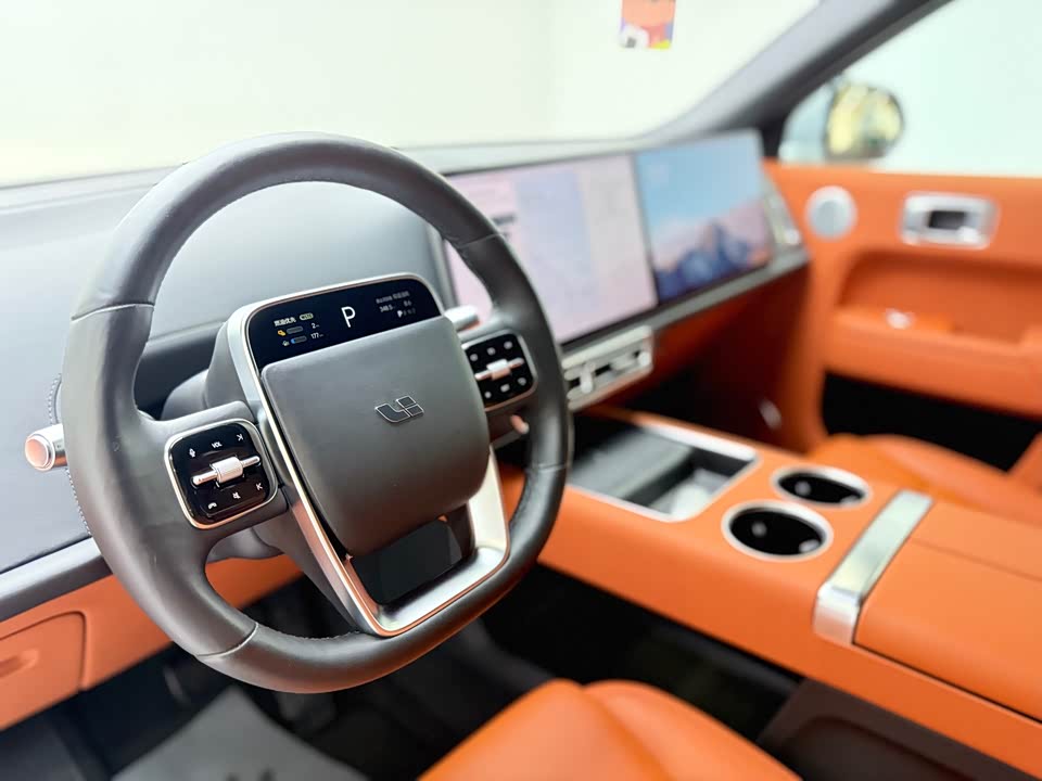 Li Auto Ideal L8