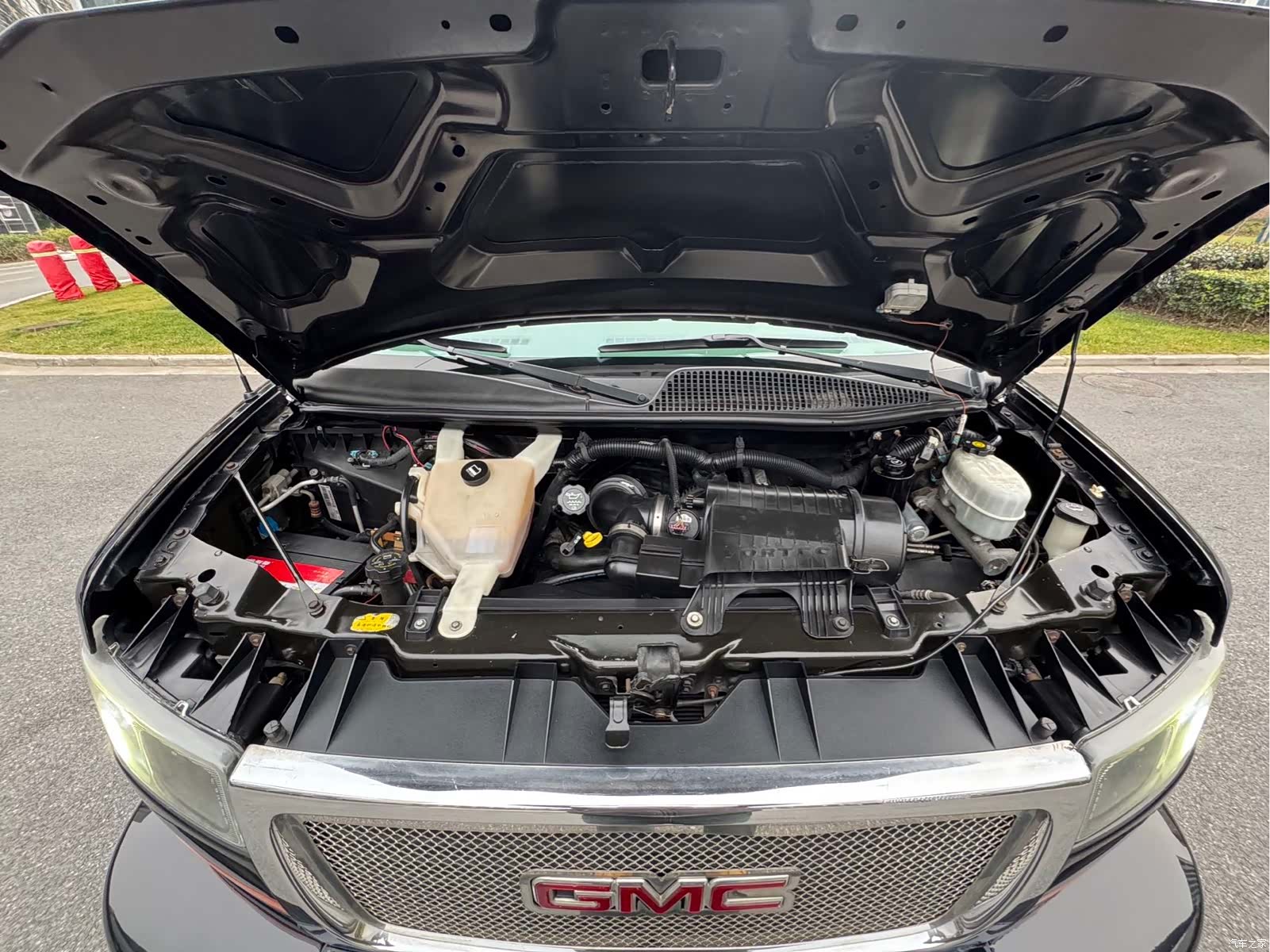 GMC SAVANA, 2011 8