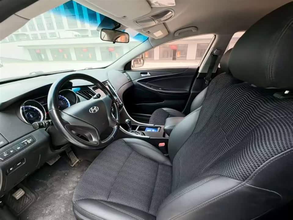 Hyundai Sonata Hyundai Sonata