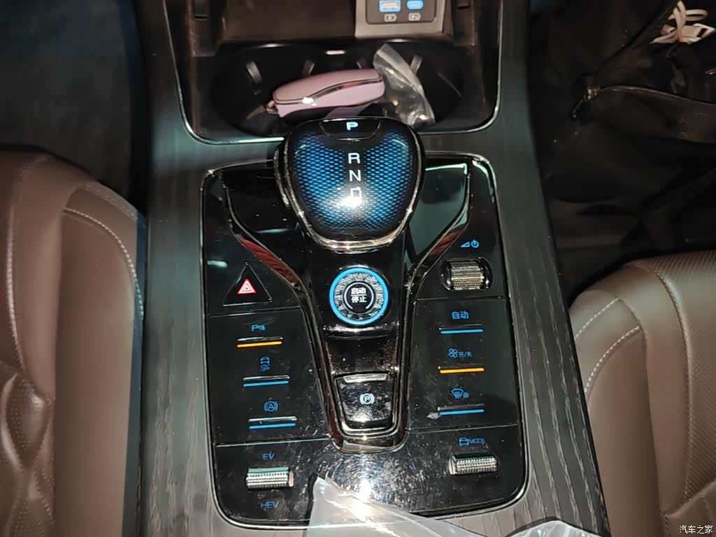 BYD Han, 2024 14