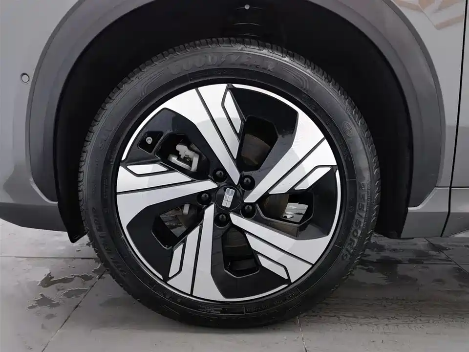 Geely Galaxy Galaxy E5