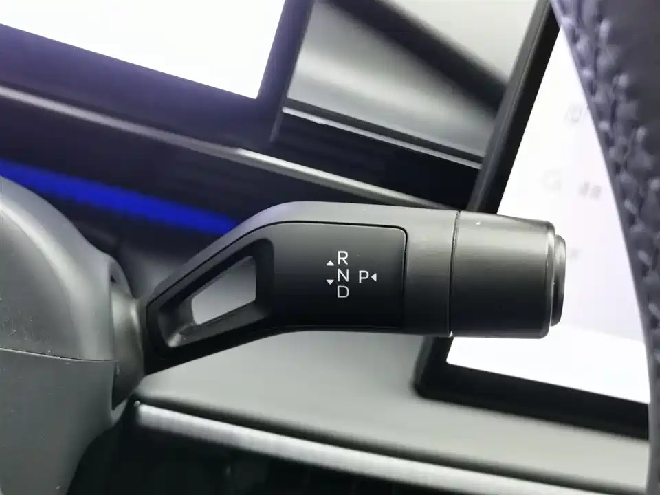 Geely Galaxy Galaxy E5