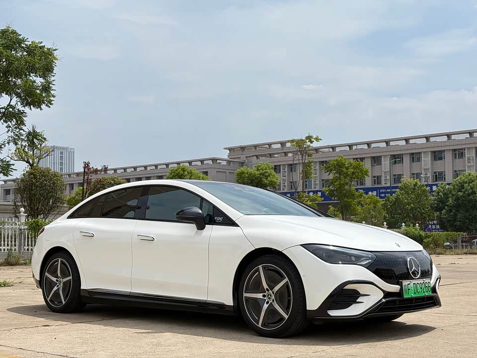 Mercedes-Benz EQE