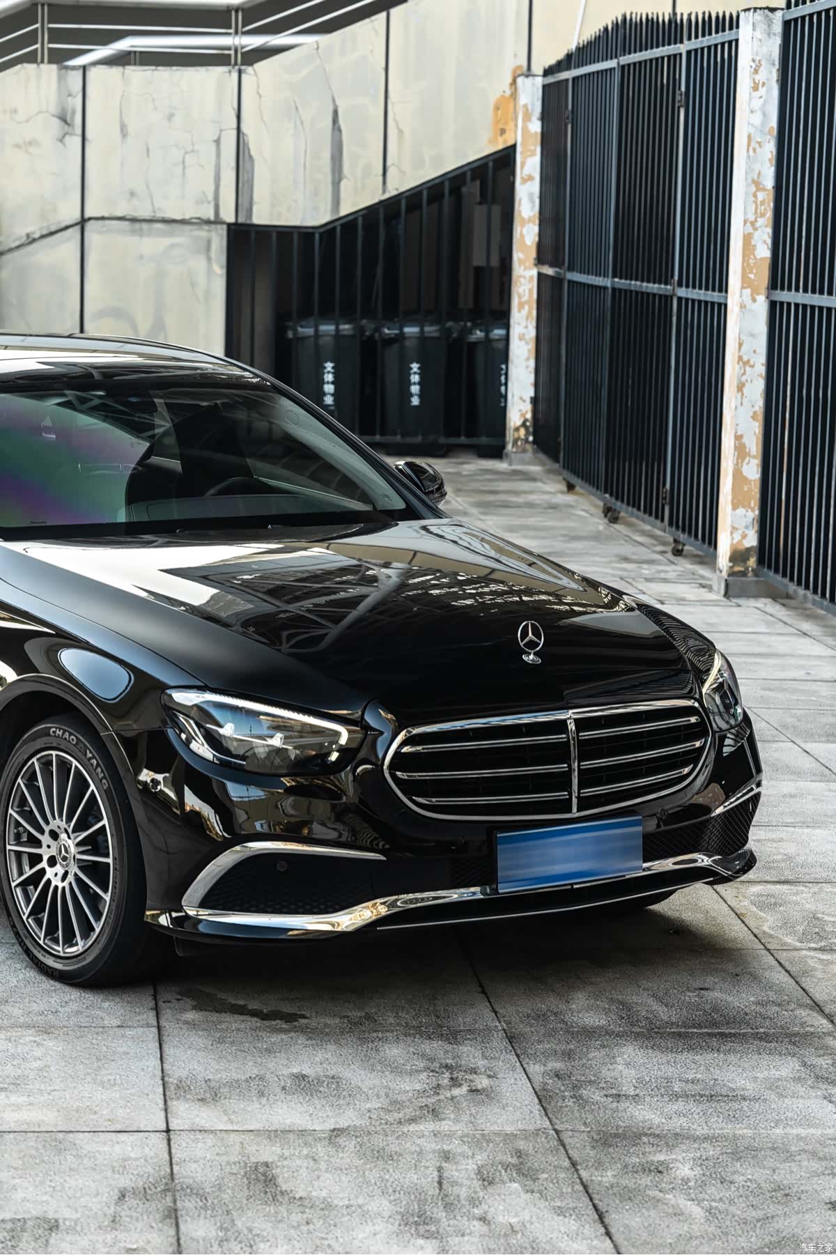 Mercedes-Benz E-Class, 2022 3