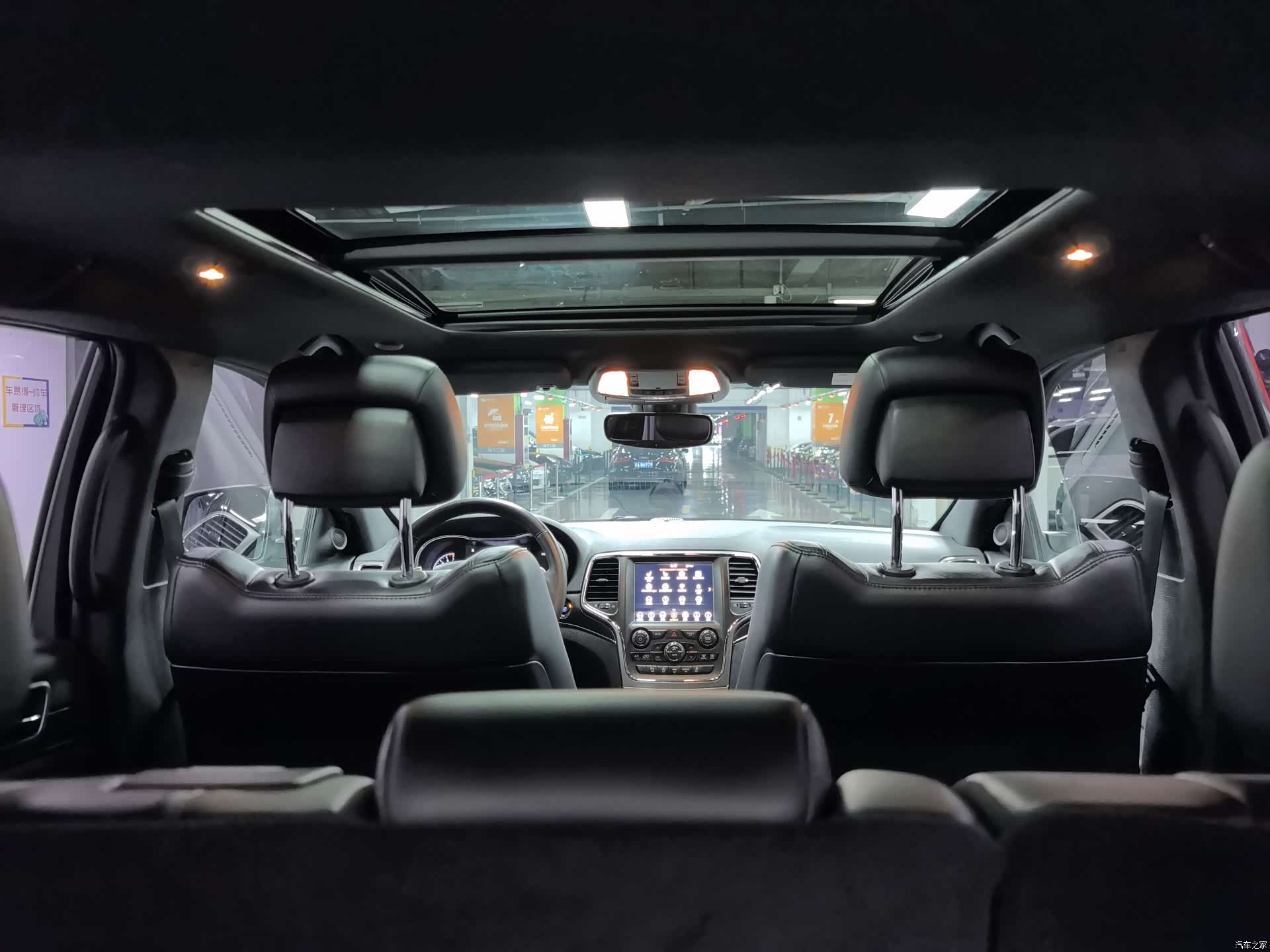 Jeep Grand Cherokee, 2019 12