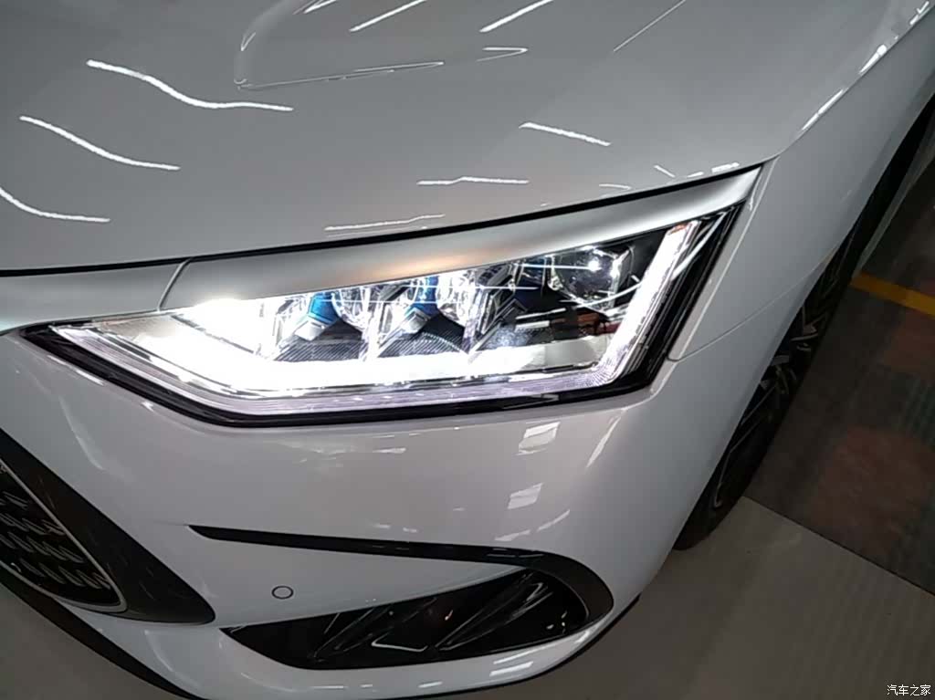 BYD Han, 2025 24