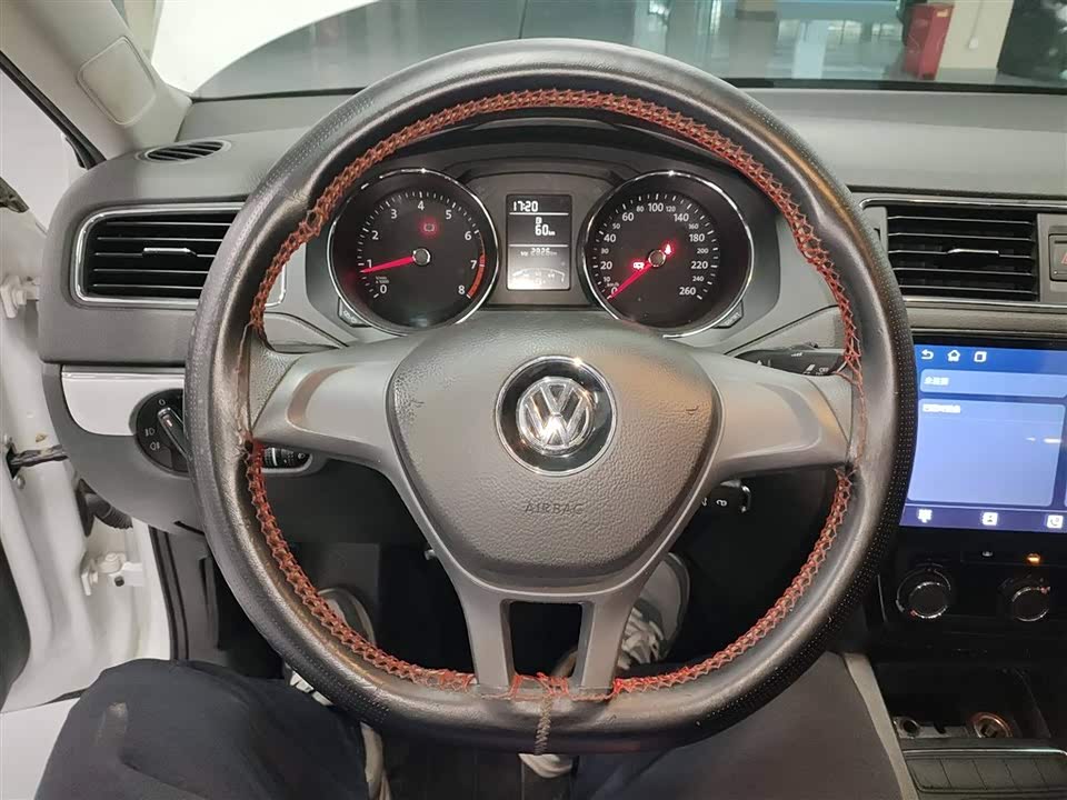 Volkswagen Sagitar