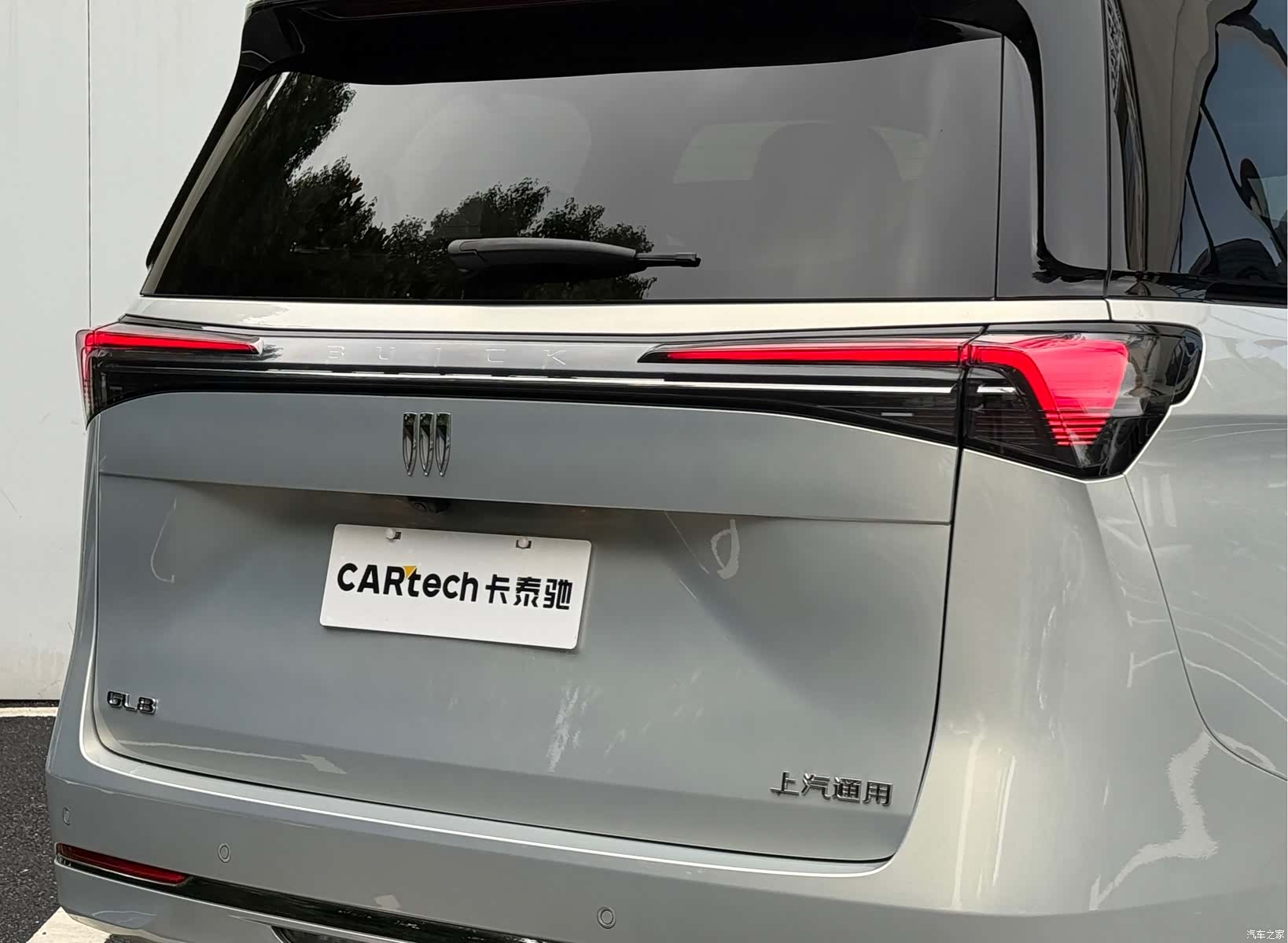 Buick GL8, 2025 9