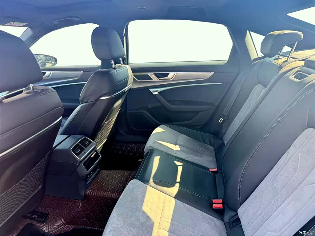 Audi A6L, 2023 4