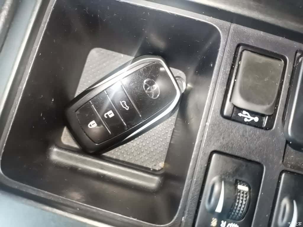 Toyota Prado, 2017 9