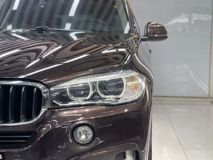 BMW X5 2014 xDrive35i Leading