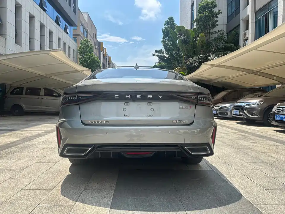 Chery Arrizo 8