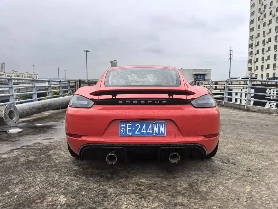 Porsche 718