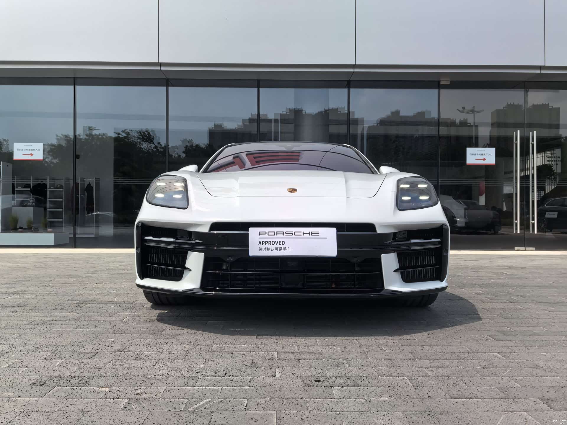 Porsche Panamera, 2025 10
