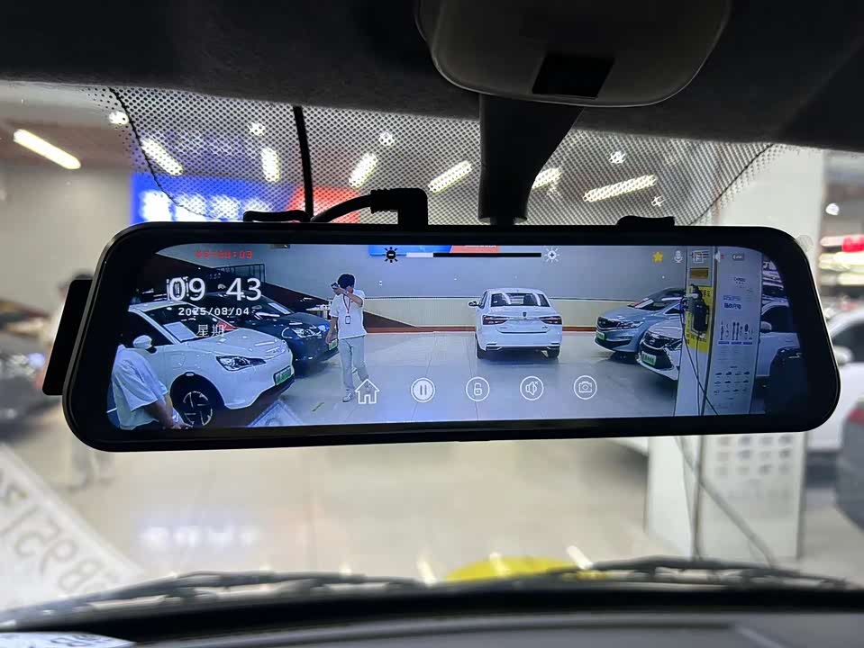 Dongfeng Yufeng EM27