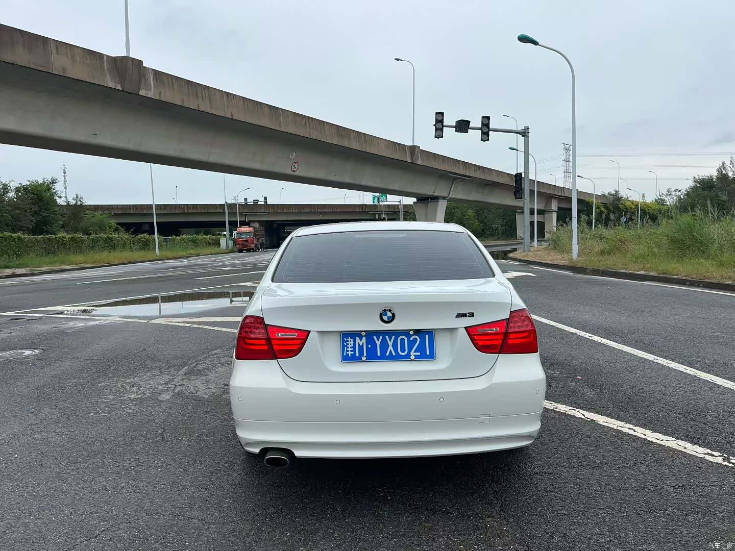 BMW 3 Series, 2011 8