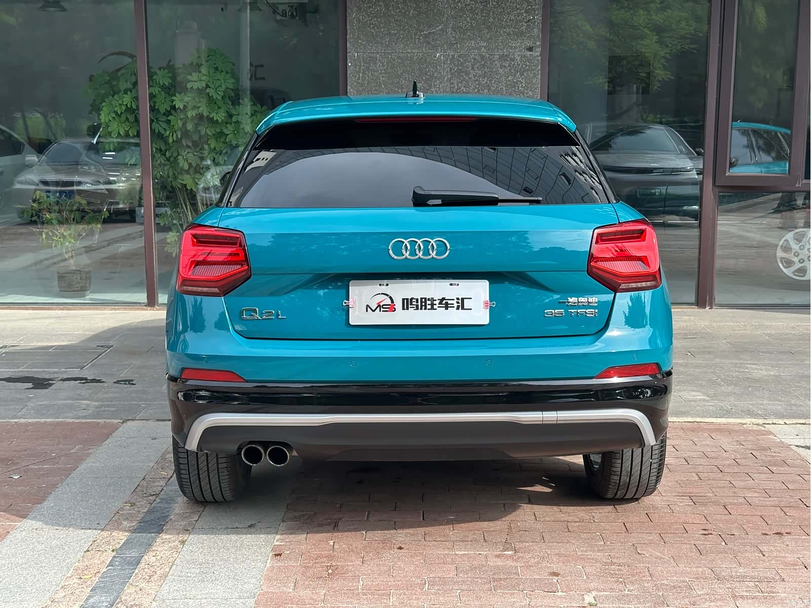 Audi Q2L, 2018 7
