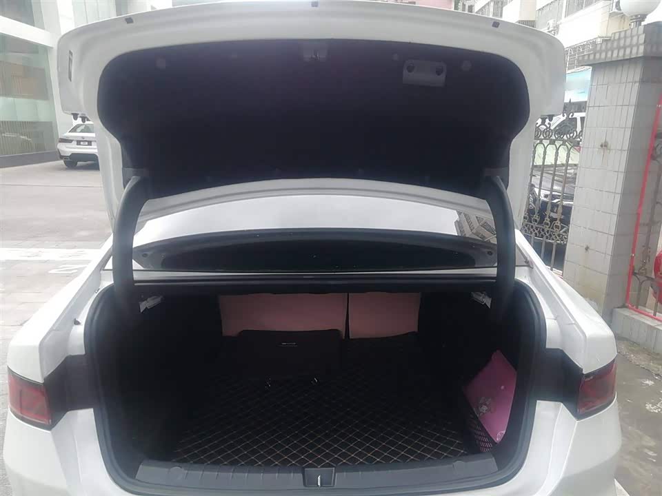 BYD Qin Yuan