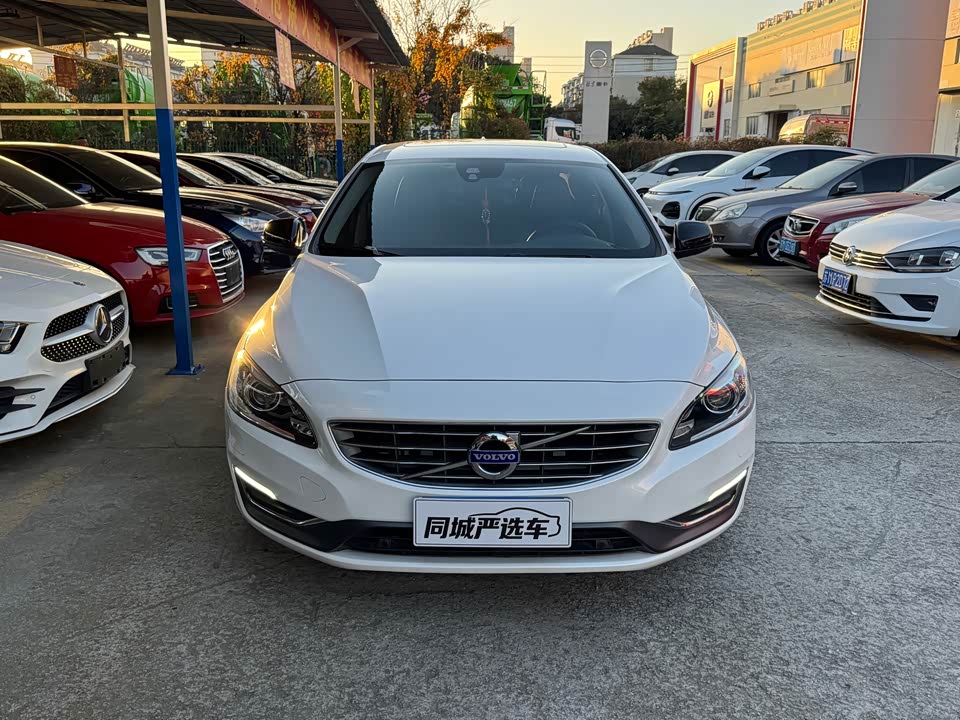 Volvo S60