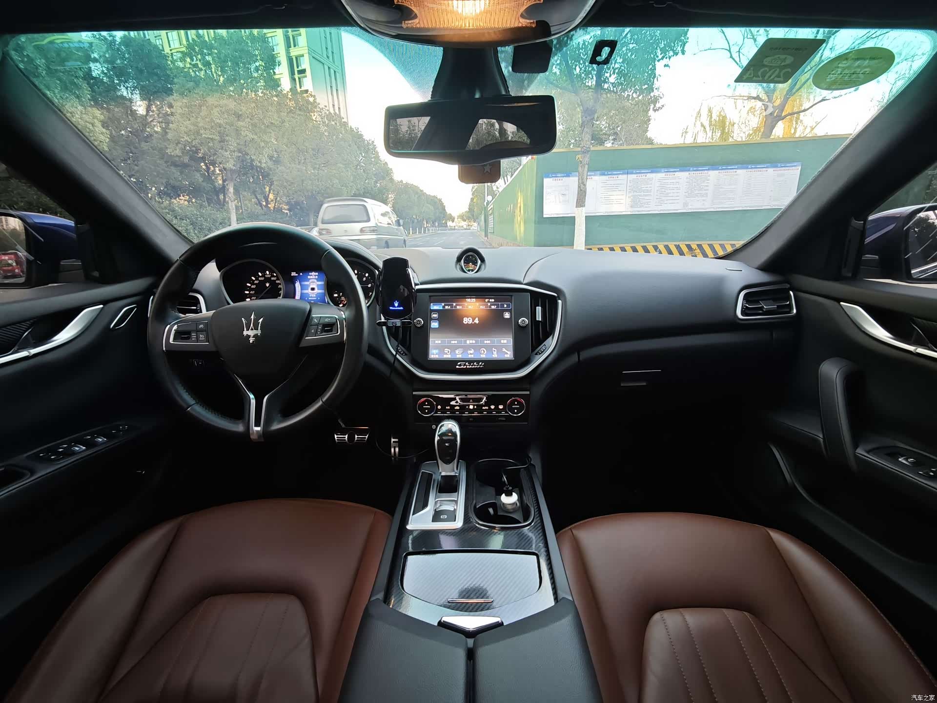 Maserati Ghibli, 2016 8