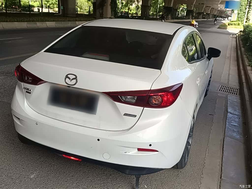 Mazda Mazda3, 2016 7