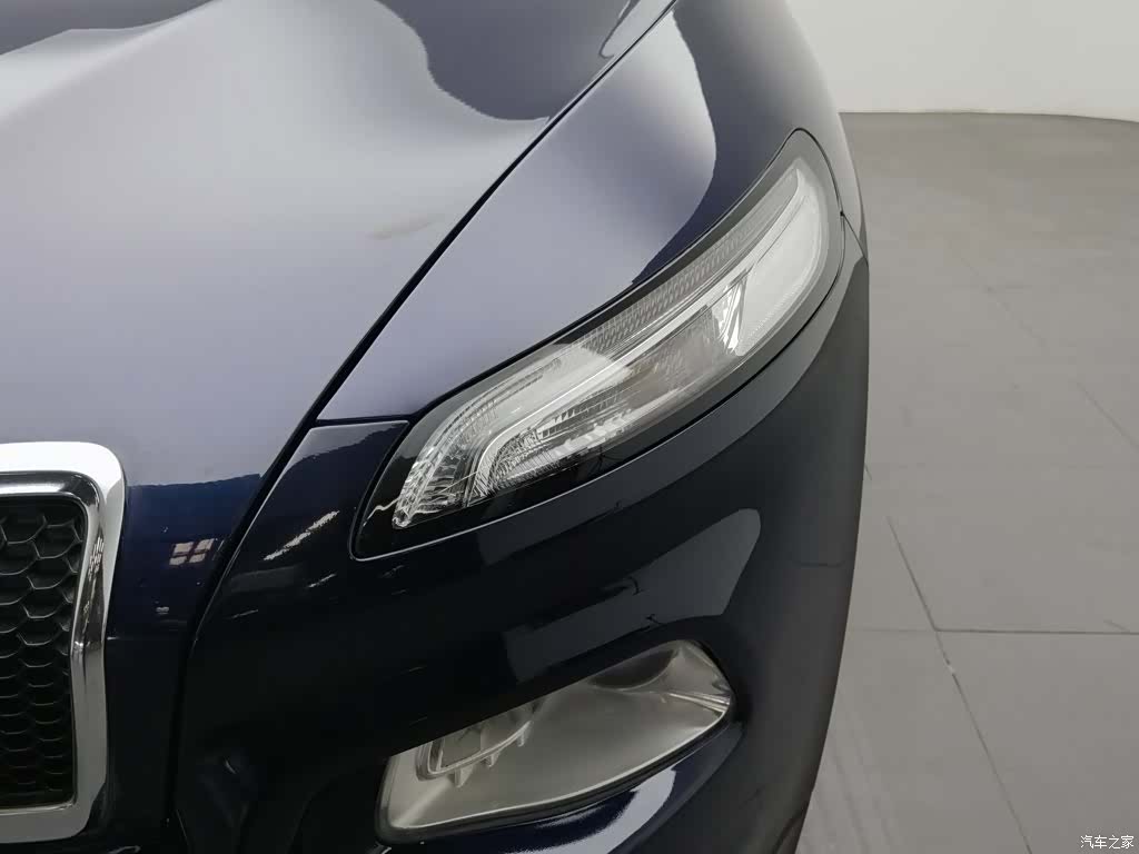 Jeep Cherokee, 2018 7