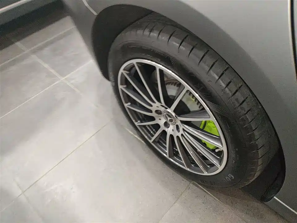 Mercedes-Benz EQS