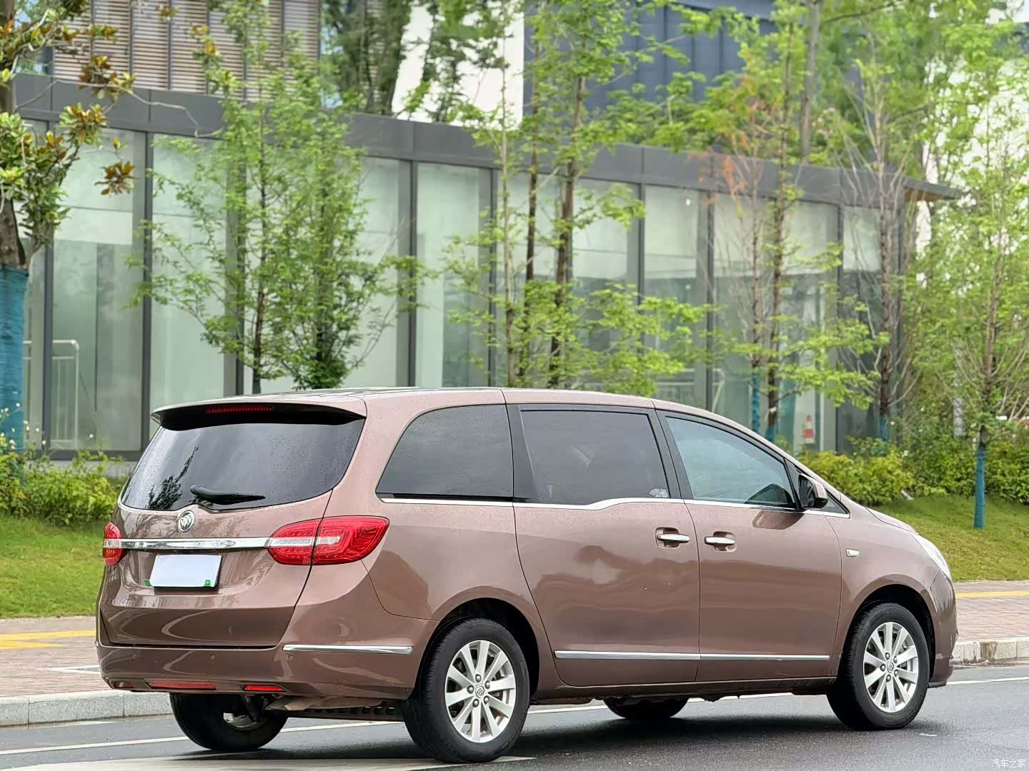 Buick GL8, 2019 7