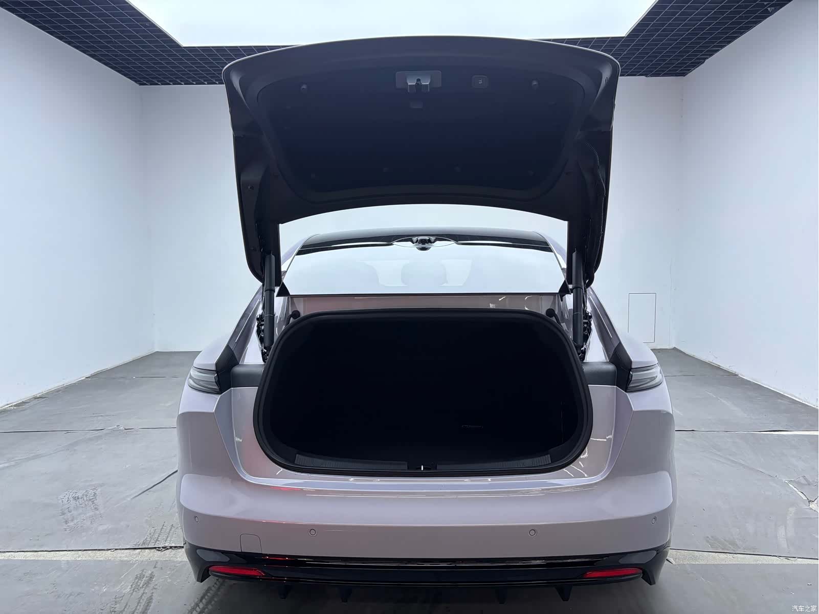 NIO ET5, 2025 19