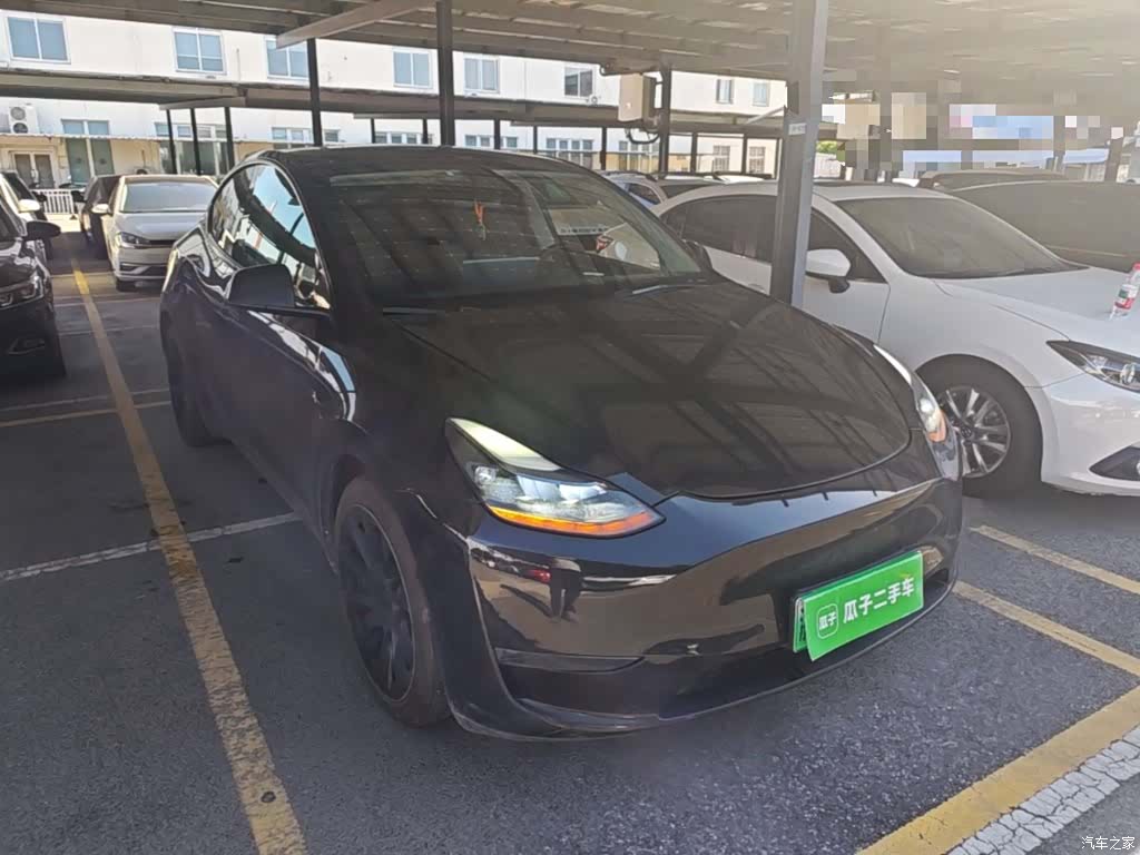 Tesla Model Y, 2021 4