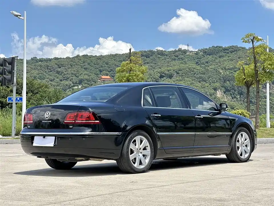 Volkswagen Phaeton