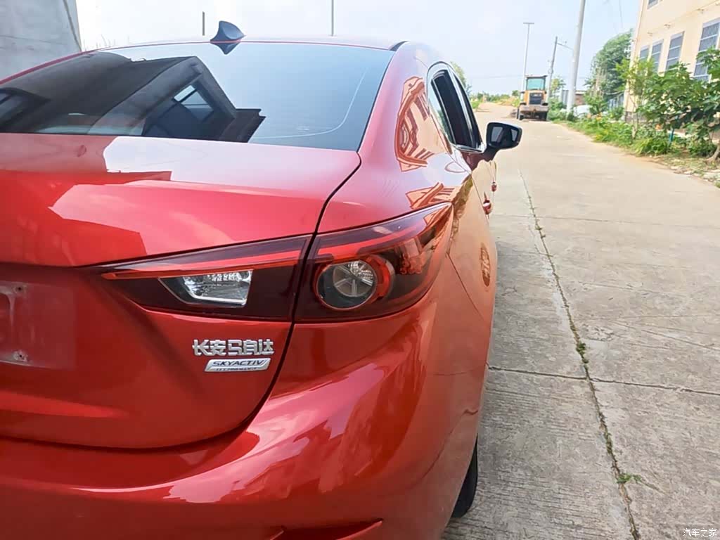 Mazda Mazda3, 2017 8