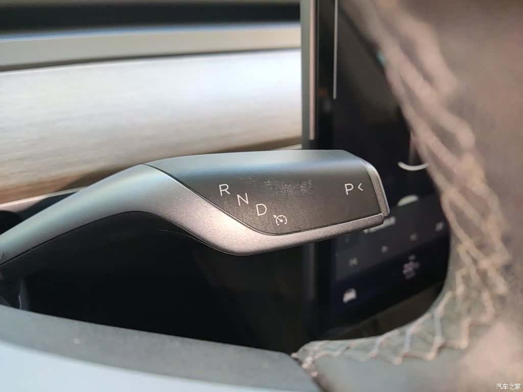 Tesla Model Y, 2021 14