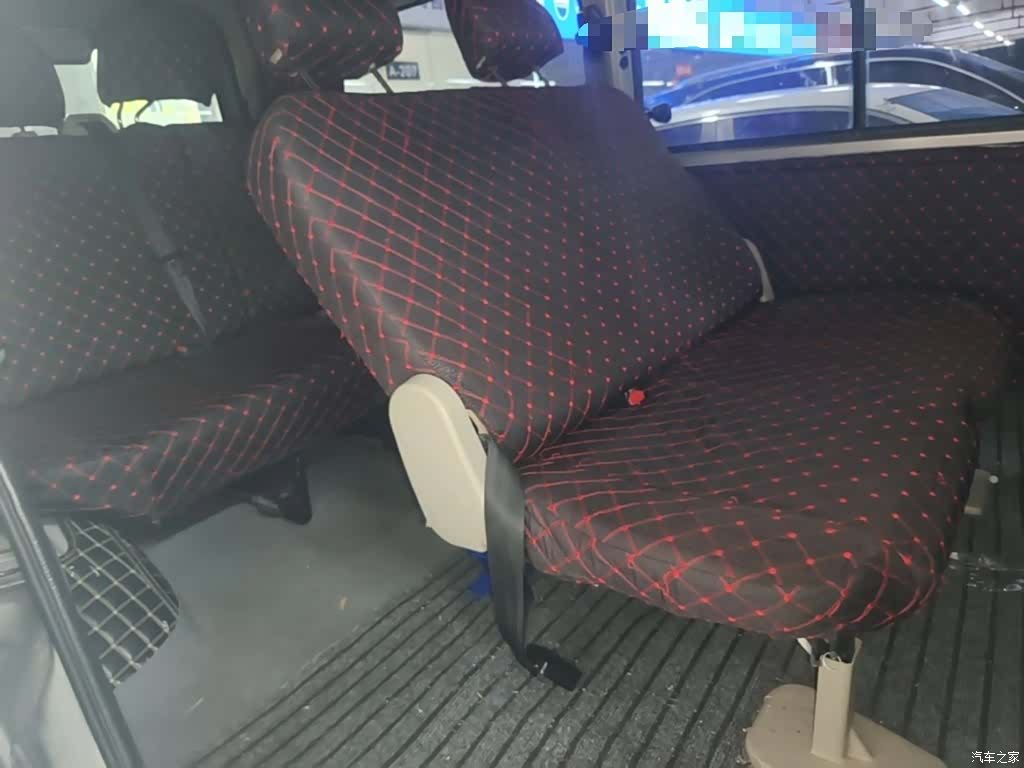 DongFeng M5L, 2022 17