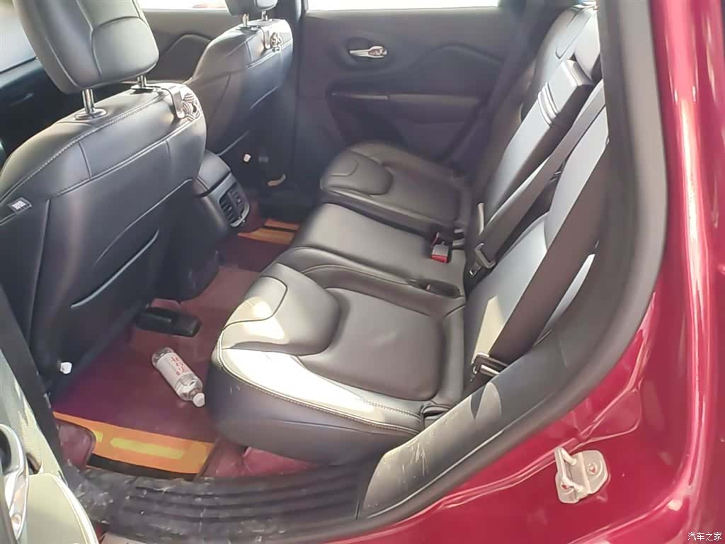 Jeep Cherokee, 2017 17