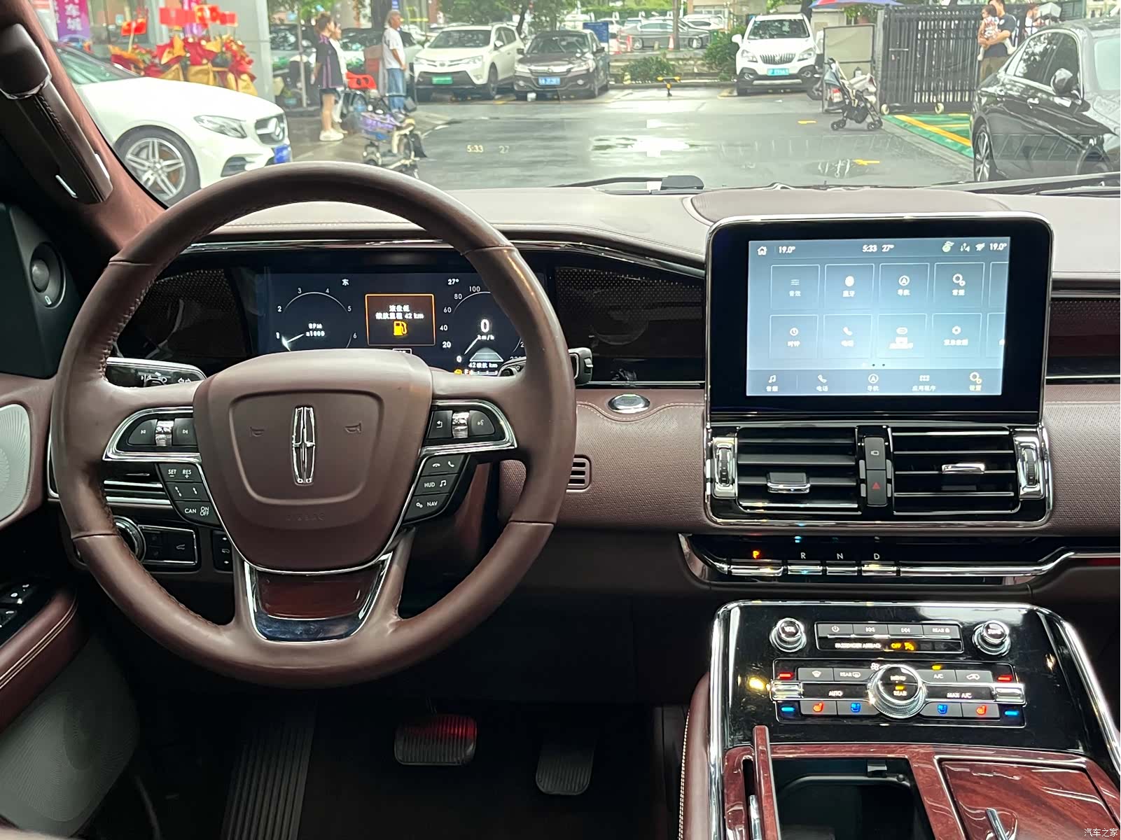 Lincoln Navigator, 2021 16