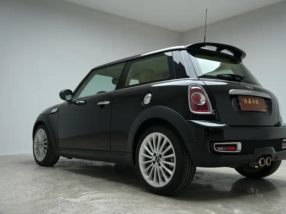 MINI MINI