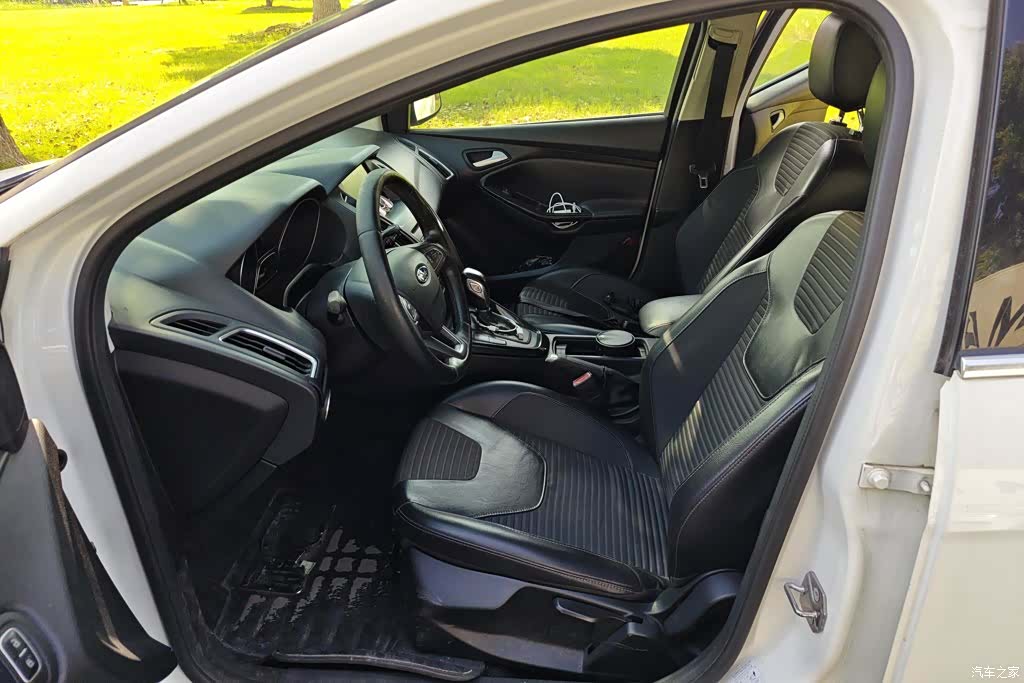 Ford Focus, 2016 9