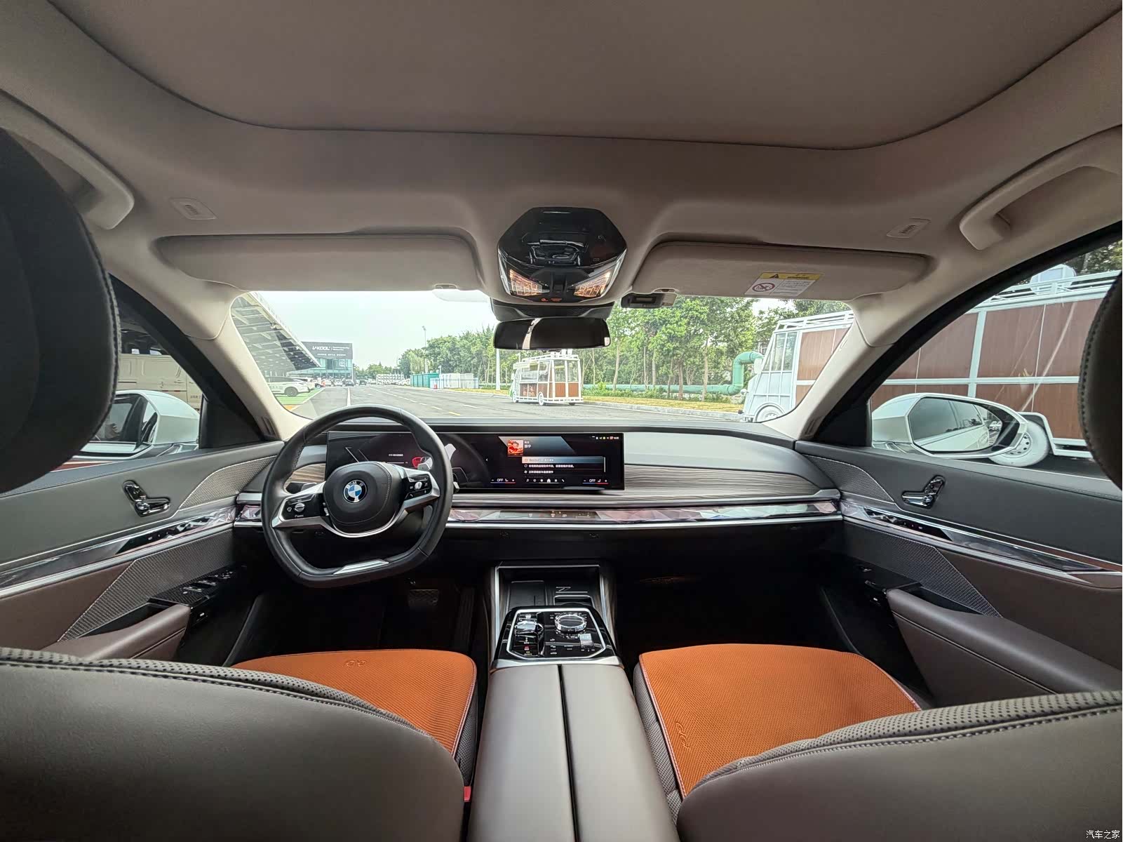 BMW 7 Series, 2024 16